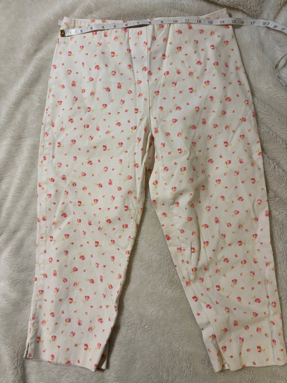Lauren Ralph Lauren Cream Capri Pants with Pink Floral Print